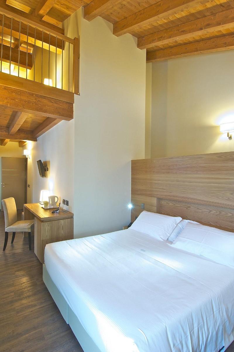 Harmony Suite Hotel Selvino Luaran gambar