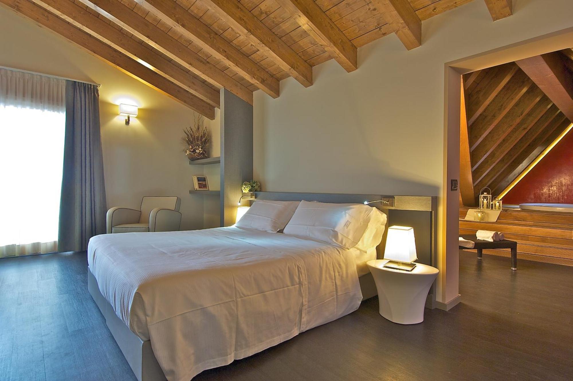 Harmony Suite Hotel Selvino Luaran gambar