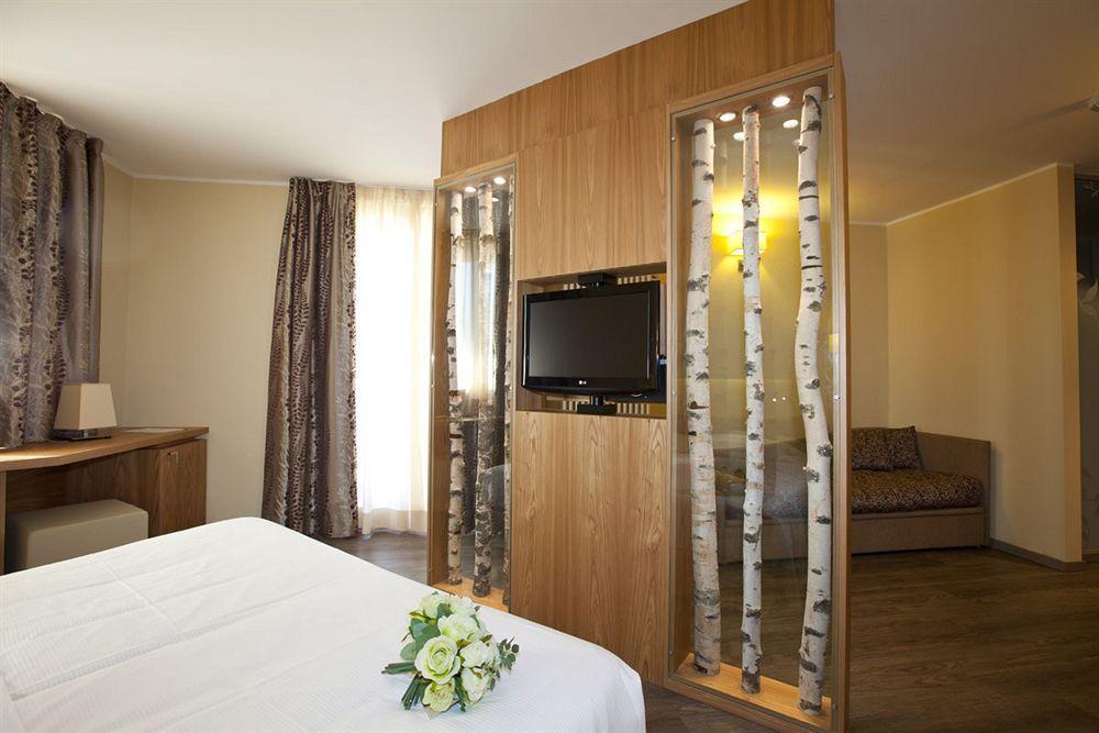 Harmony Suite Hotel Selvino Luaran gambar