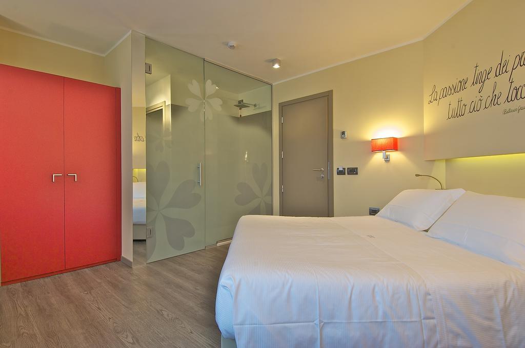 Harmony Suite Hotel Selvino Luaran gambar
